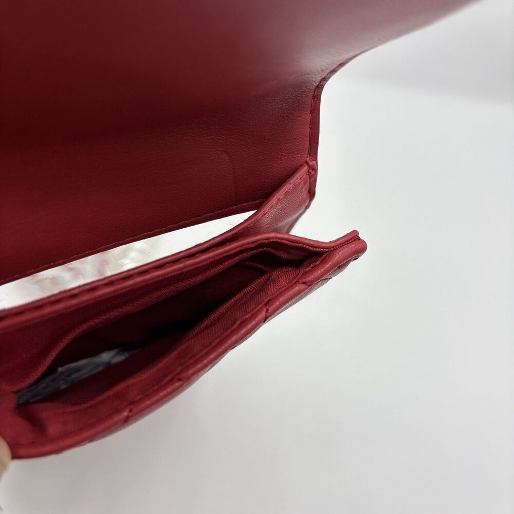 Badgley Mischka Red Phone Case Purse w/ Diamond Quilting & Pearls Cardholder NEW - Picture 2 of 8